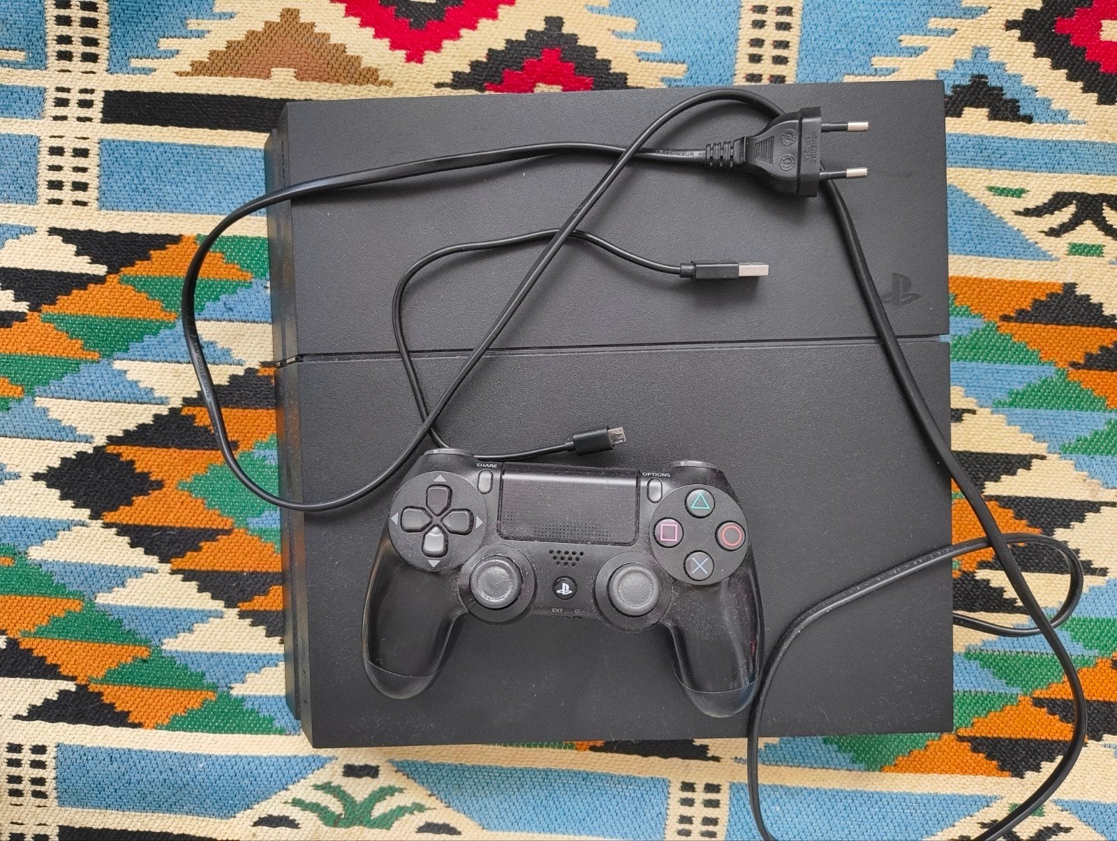 PlayStation 4 Slim 500GB met voeding, 1 controller + oplader, Ophalen, Gebruikt, 500 GB, Met 1 controller