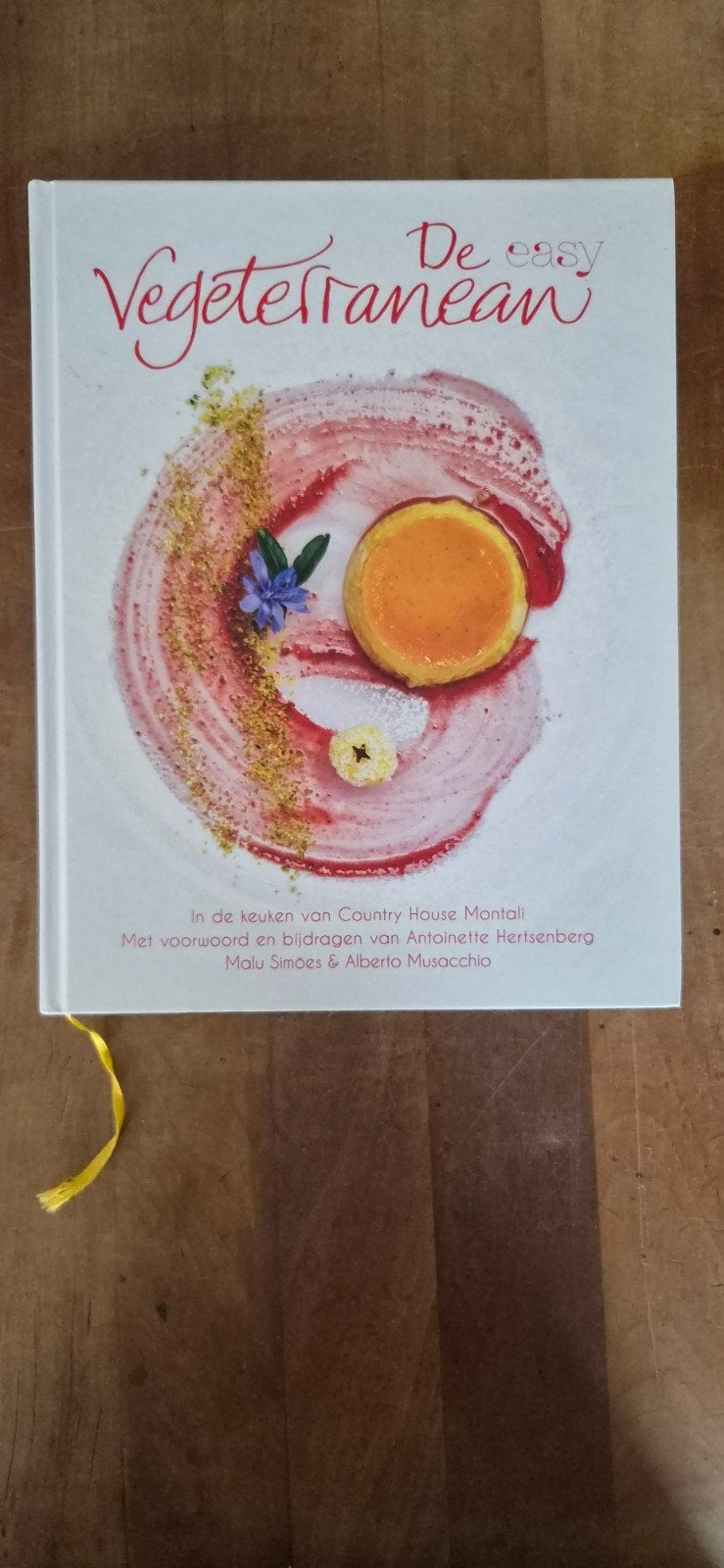 De Easy Vegeterranean: Vegetarisch kookboek, Gezond koken, Voorgerechten en Soepen, Ophalen of Verzenden, Zo goed als nieuw