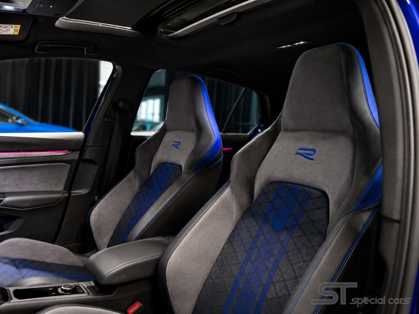 Volkswagen Golf 2.0 TSI R 4Motion Performance|333|Pano|Estor, Auto's, Automaat, Gebruikt, 4 cilinders, Blauw