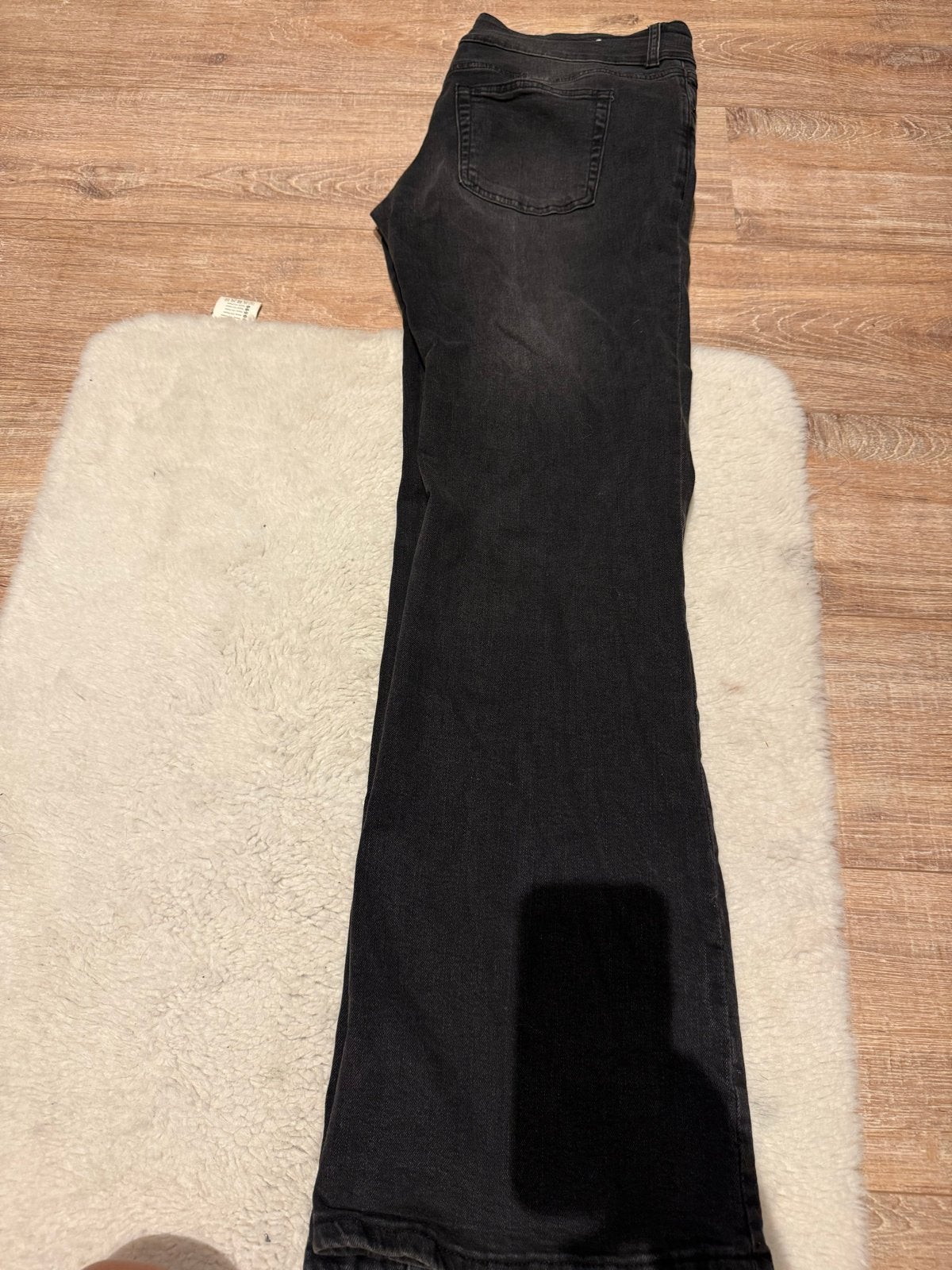 Bershka Flare Spijkerbroek Stretch donker grijze maat 44, Ophalen of Verzenden, Gedragen, Zwart, W30 - W32 (confectie 38/40)
