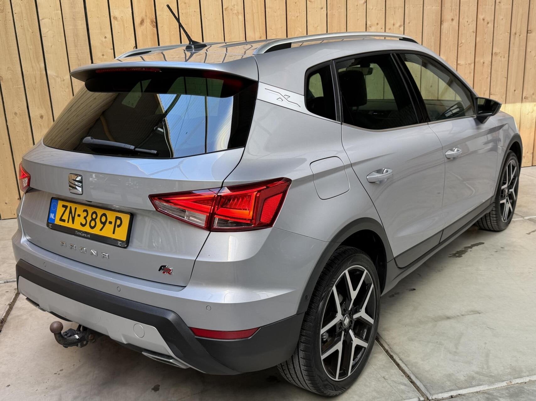 Seat Arona 1.0 TSI FR Business Intense Automaat | Alcantara, Auto's, 116 pk, 49 €/maand, Bedrijf, 600 kg