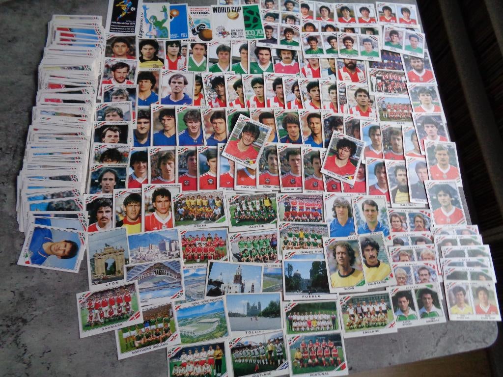 PANINI voetbal stickers  world cup MEXICO 1986 267X plaatjes, Verzenden, Zo goed als nieuw, Meerdere stickers