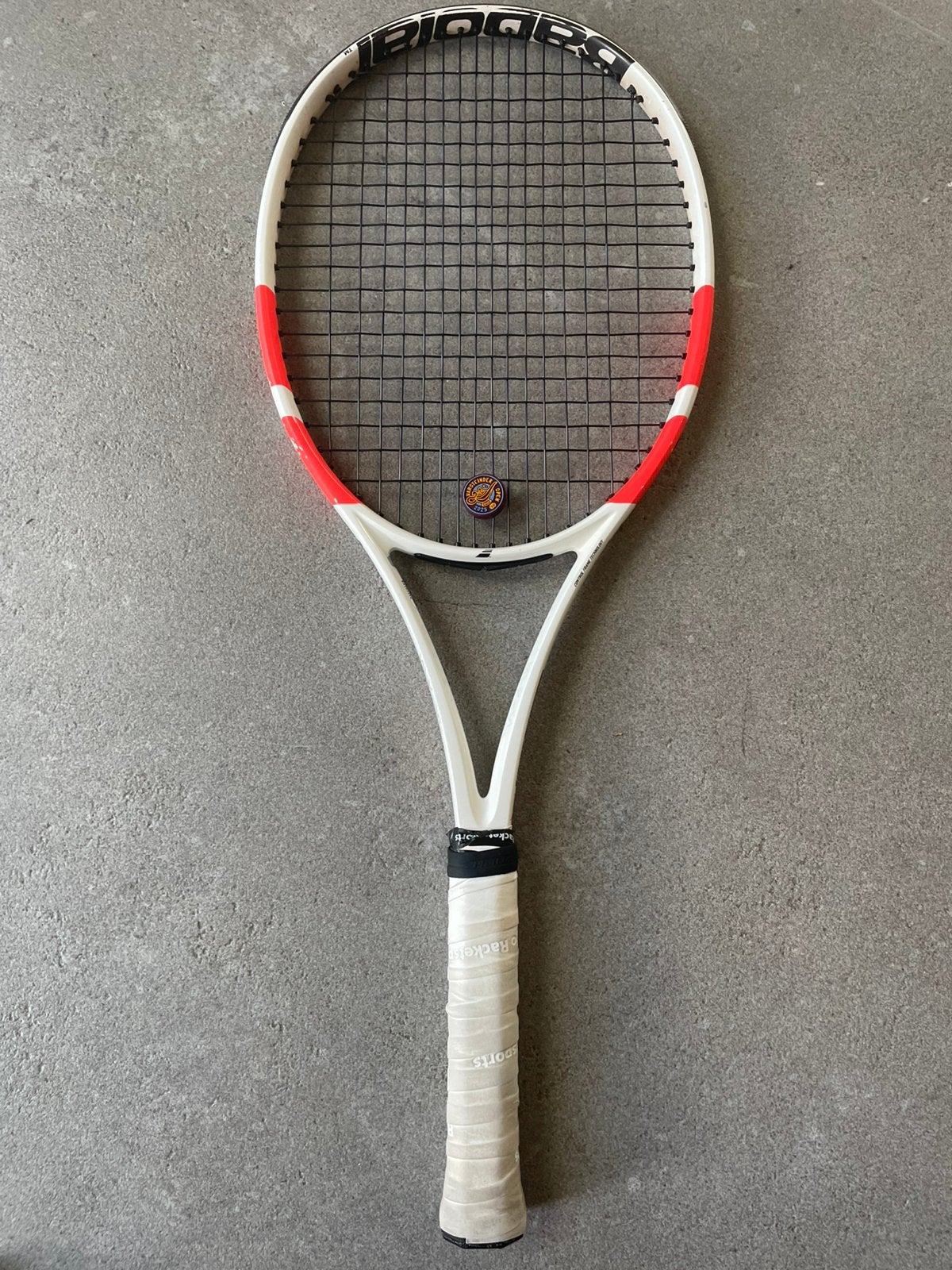 Babolat pure strike , wit/orange., Sport en Fitness, Tennis, Gebruikt, Ophalen of Verzenden, Racket, L3