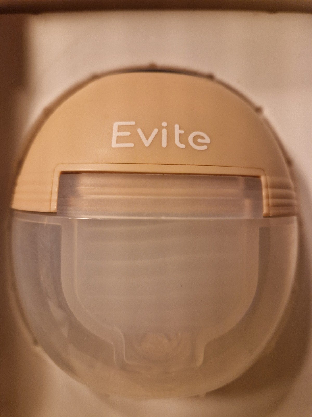 Evite S21 - handsfree borstkolf + schilden + voedingszakjes, Borstkolf, Ophalen of Verzenden, Zo goed als nieuw, Evite
