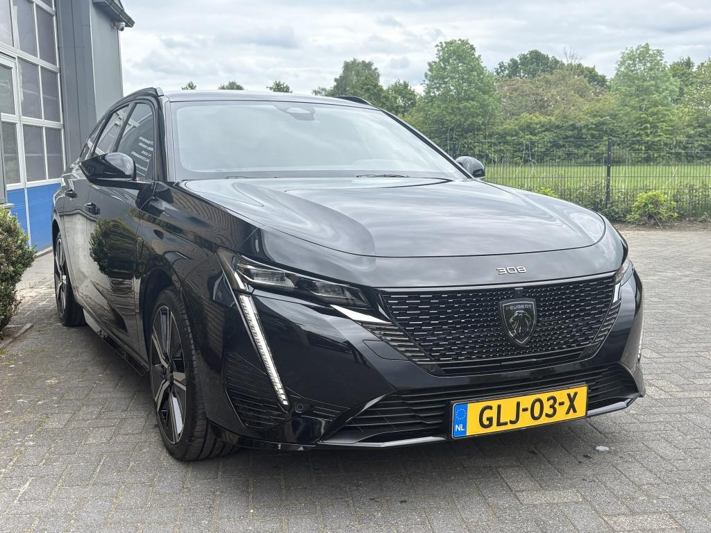 Peugeot 308 SW 1.2 Hyb.136 e-D. GT 360 CAM-CARPLAY-TREKHAAK, Automaat, 136 pk, Gebruikt, Euro 6