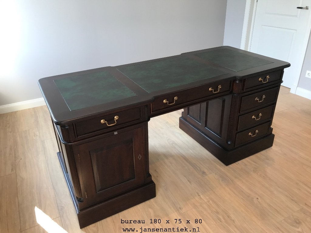 Koopje bureau buro chesterfield mahonie teak nu v.a. €750,00, Ophalen