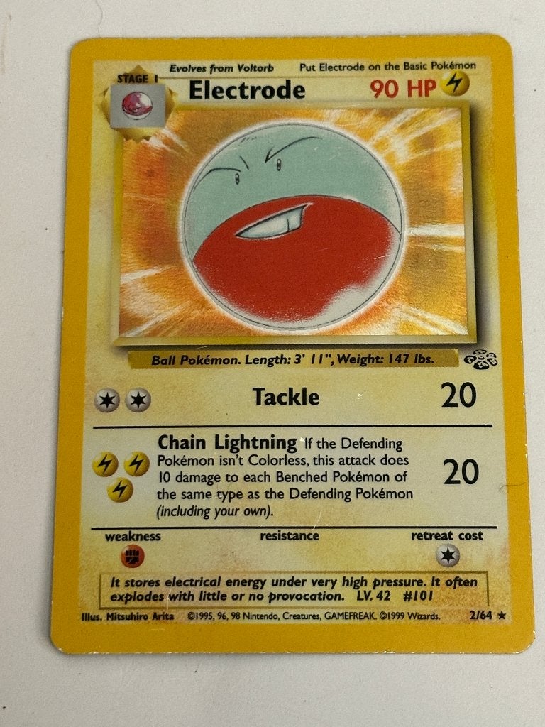 Elektrode 2/64 holo foil usa kaart vintage jaren 90, Hobby en Vrije tijd, Verzamelkaartspellen | Pokémon, Ophalen, Gebruikt, Losse kaart