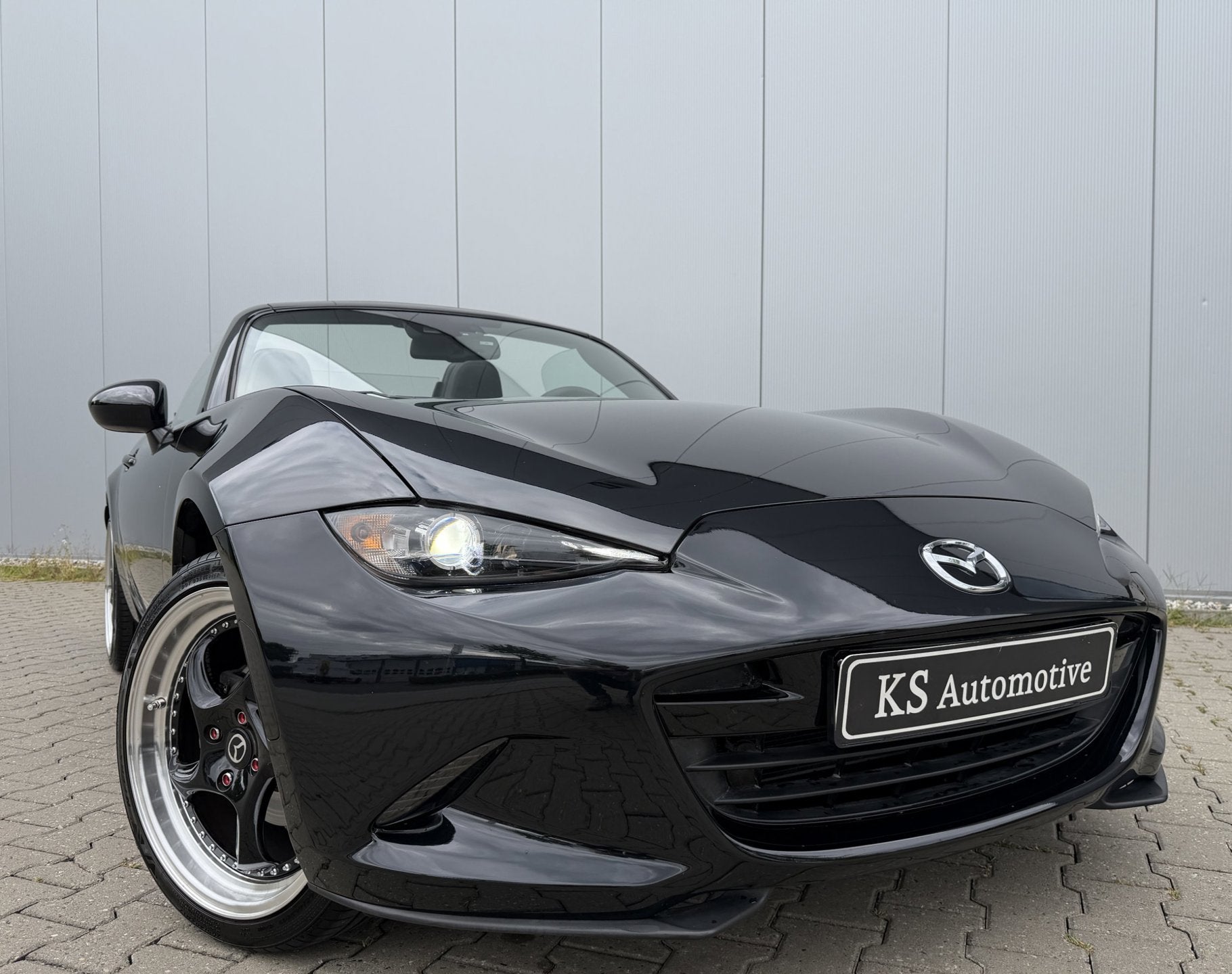 Mazda MX-5 1.5 SkyActiv-G 131 GT-M EXCLUSIVE, Auto's, Gebruikt, 4 cilinders, Cabriolet, Automatische klimaatregeling