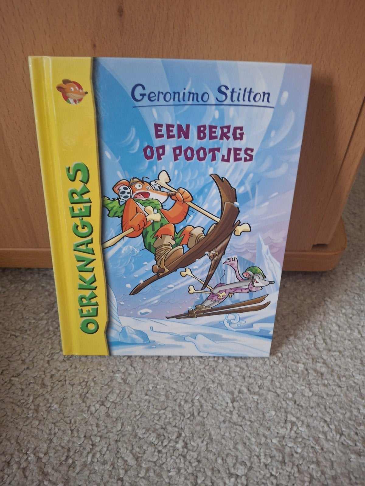 Geronimo Stilton - Oerknagers: Een berg op pootjes, Boeken, Ophalen, Zo goed als nieuw, Geronimo Stilton, Fictie
