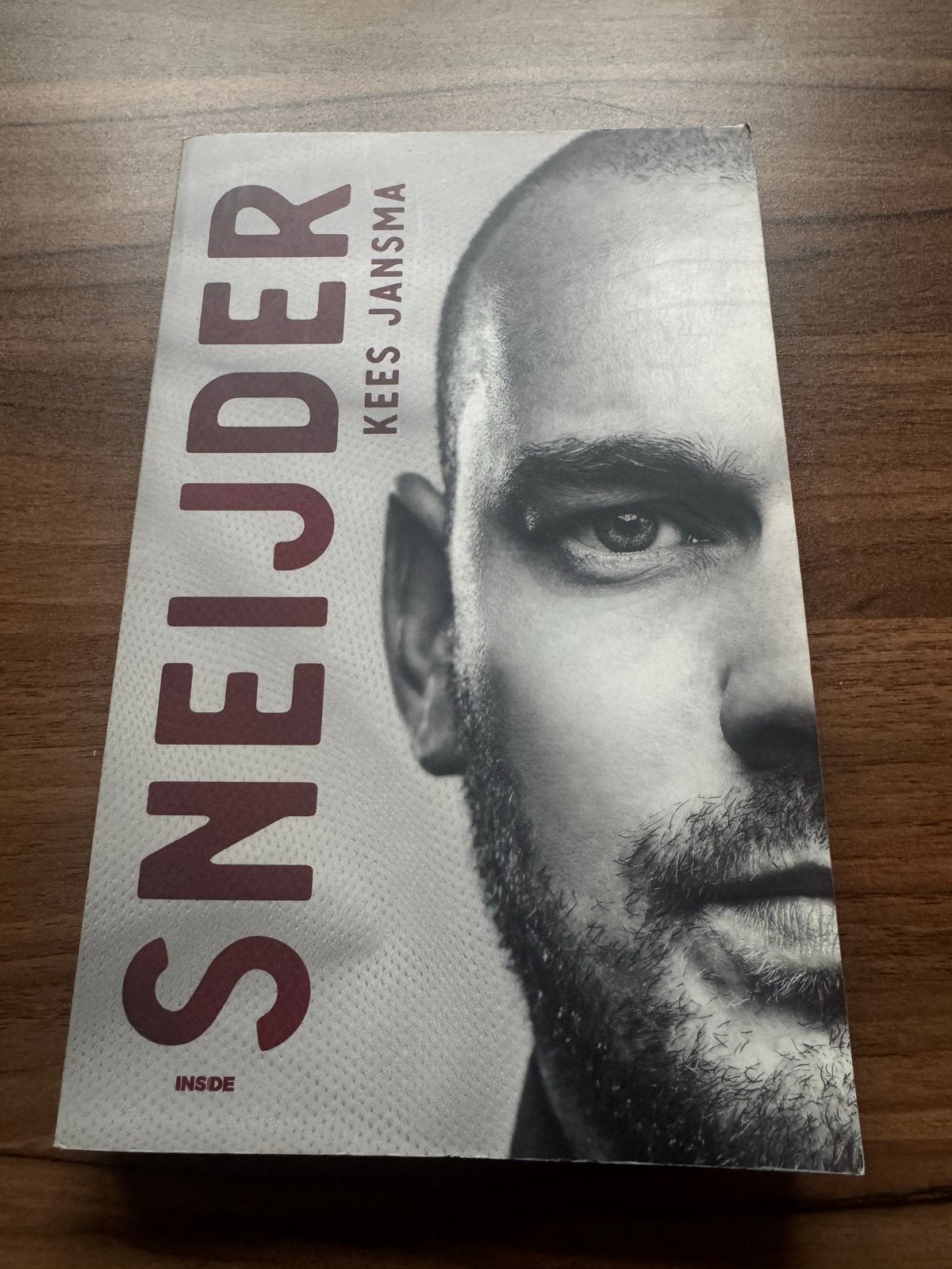 Sneijder - Het complete verhaal van Wesley Sneijder, Ophalen of Verzenden, Zo goed als nieuw, Sport