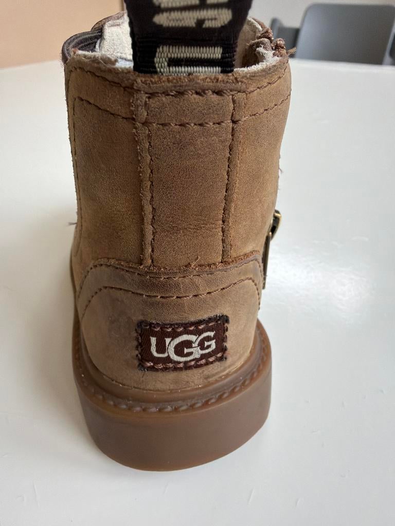 Ugg Laarzen voor Kinderen - Bruin, Ophalen of Verzenden, Gebruikt, Jongen of Meisje, Laarzen