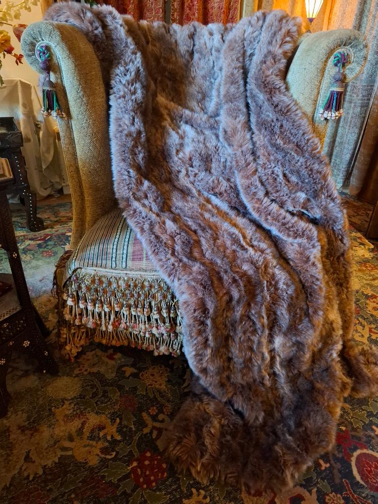 ABC faux fur / nep bontdeken/throw - groot formaat, Verzenden, Nieuw