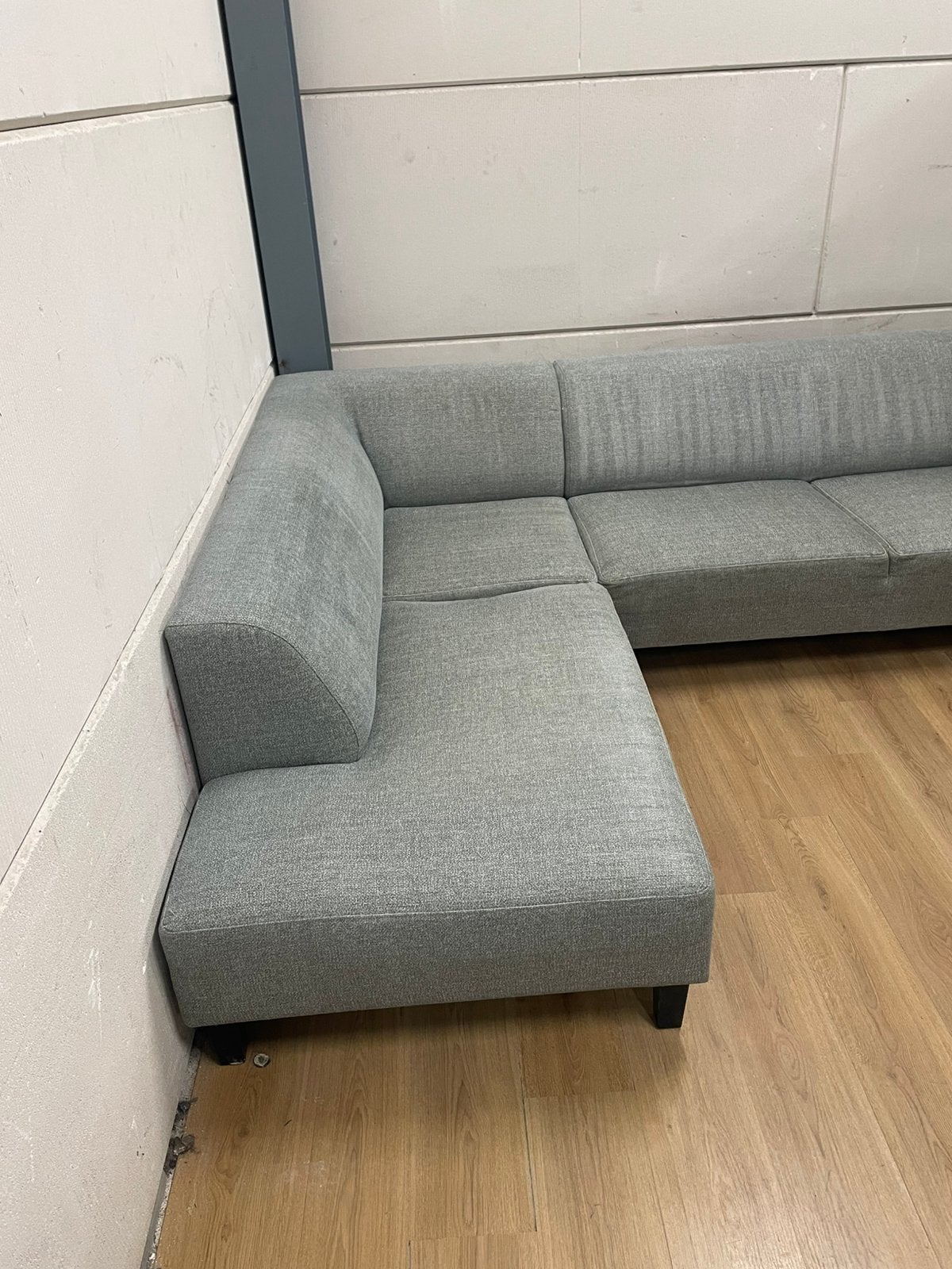 Mooie luxe grijs groene hoekbank - GEREINIGD!!!, Huis en Inrichting, Ophalen, 250 tot 300 cm, Luxe, Hoekbank