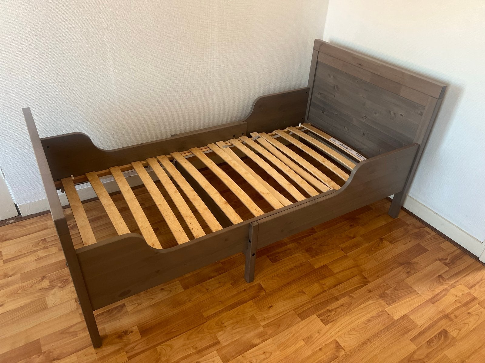 IKEA Sundvik meegroeibed grijs met lattenbodem, Ophalen, Gebruikt, 70 tot 85 cm, Lattenbodem