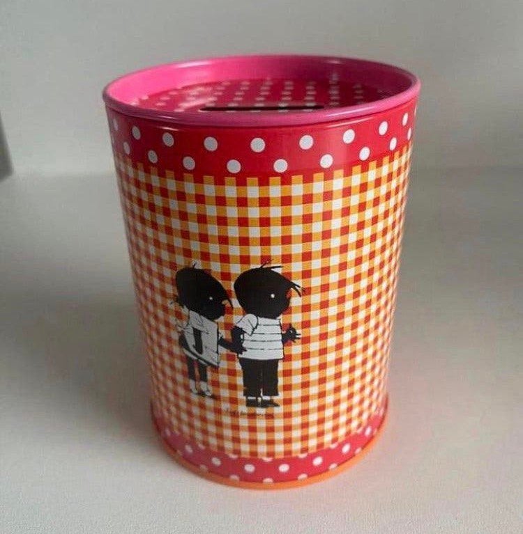 Spaarpot met Jip en Janneke. Hoogte 10 cm Doorsnede 7,5 cm., Ophalen of Verzenden, Zo goed als nieuw
