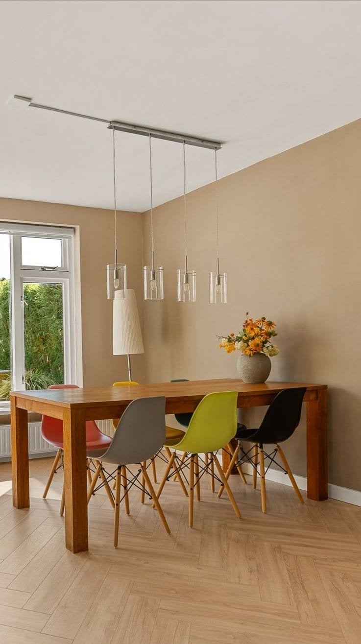 6 gekleurde stoelen (grijs, groen, geel, roze, zwart), Huis en Inrichting, Ophalen of Verzenden, Gebruikt