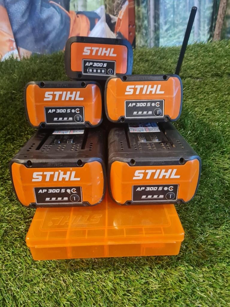STIHL AP 300 S ACCUSET 5 STUKS, met garantie, Tuin en Terras, Hand-tuingereedschap, Ophalen of Verzenden, Gebruikt, Overige soorten
