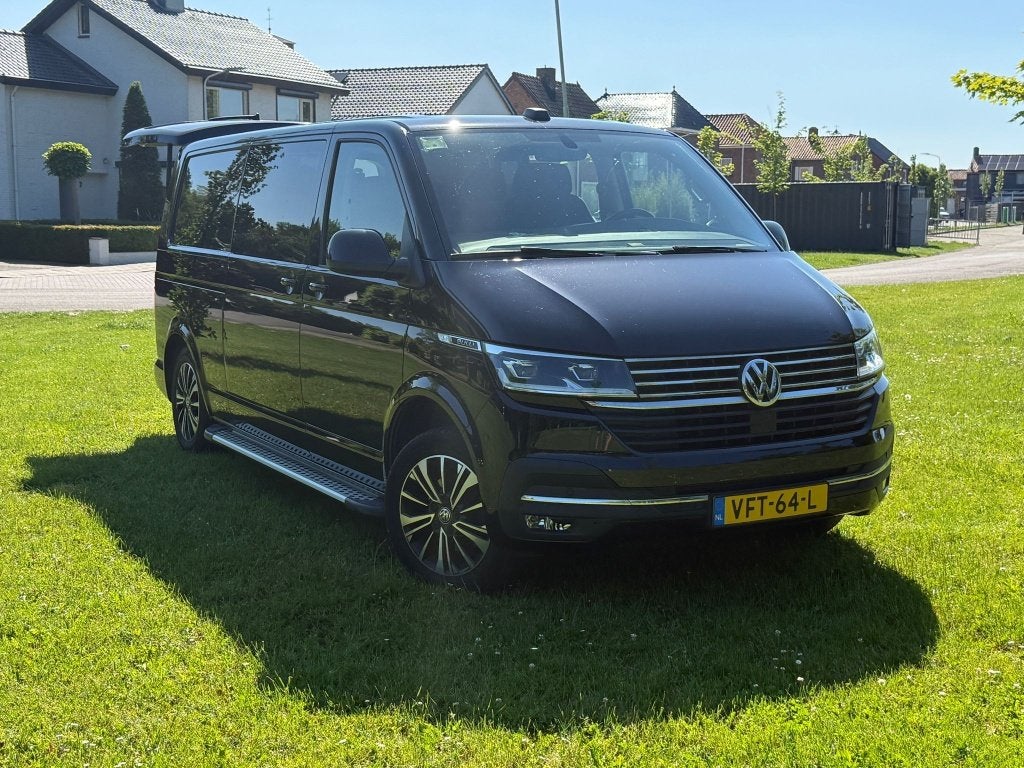 Rolstoelbus VW T6.1 — zelden zo compleet!, Auto's, Zwart, 2227 kg, Alcantara, Zwart