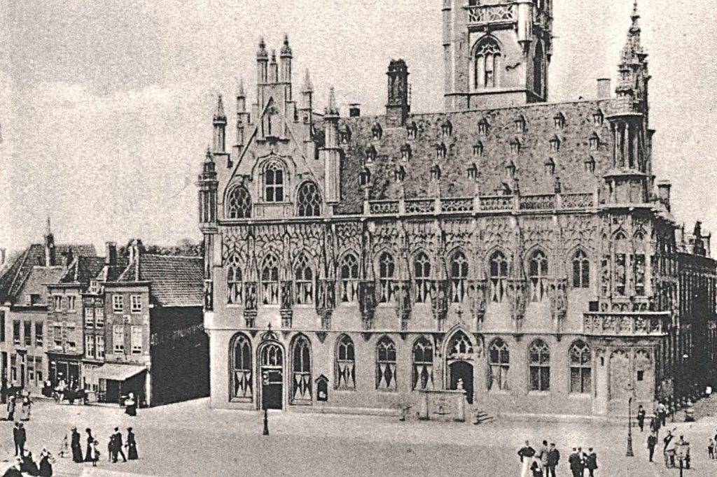 700404 Middelburg Stadhuis ZL Nette oude kaart onbeschreven, Ophalen of Verzenden, Voor 1920, Ongelopen, Zeeland