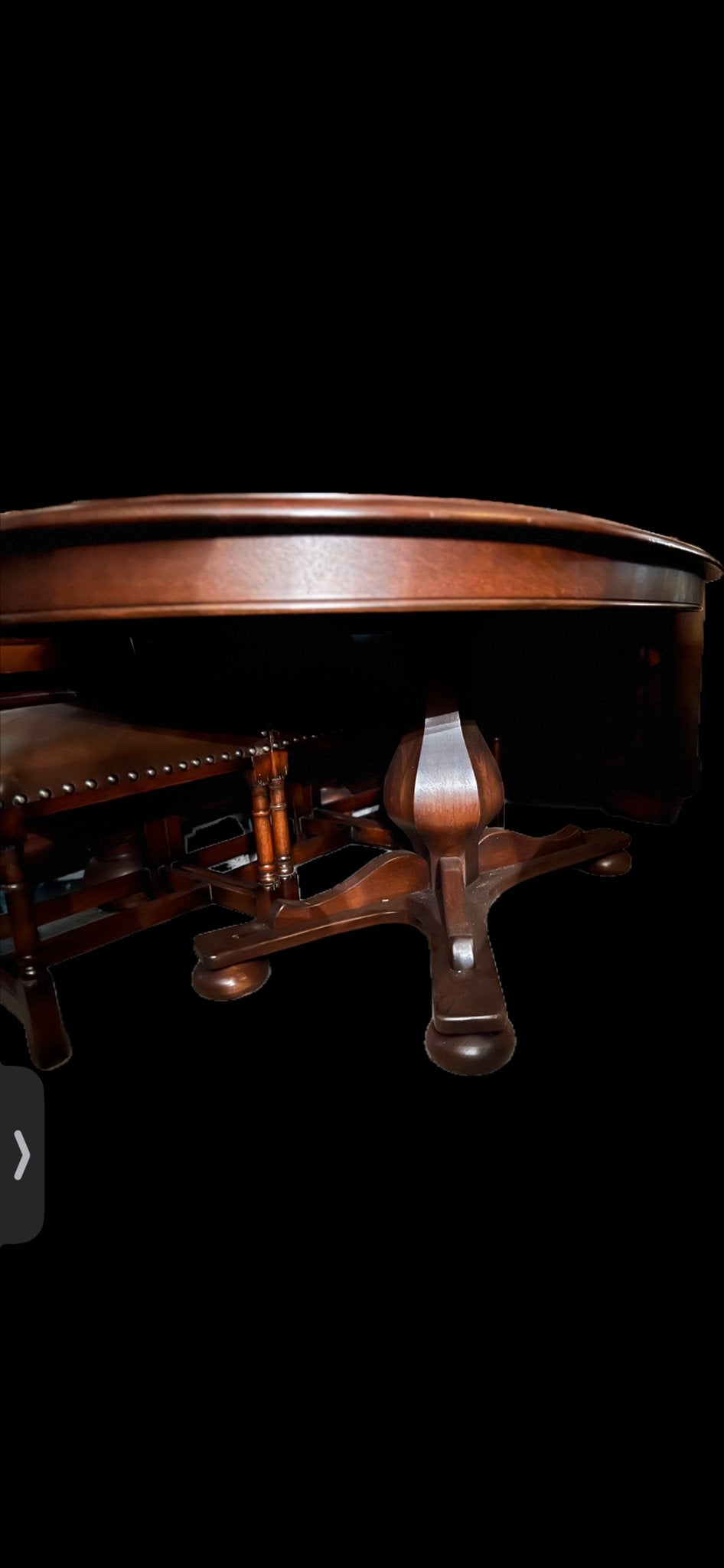 Antieke ronde tafel met gedraaide poot, Ophalen of Verzenden