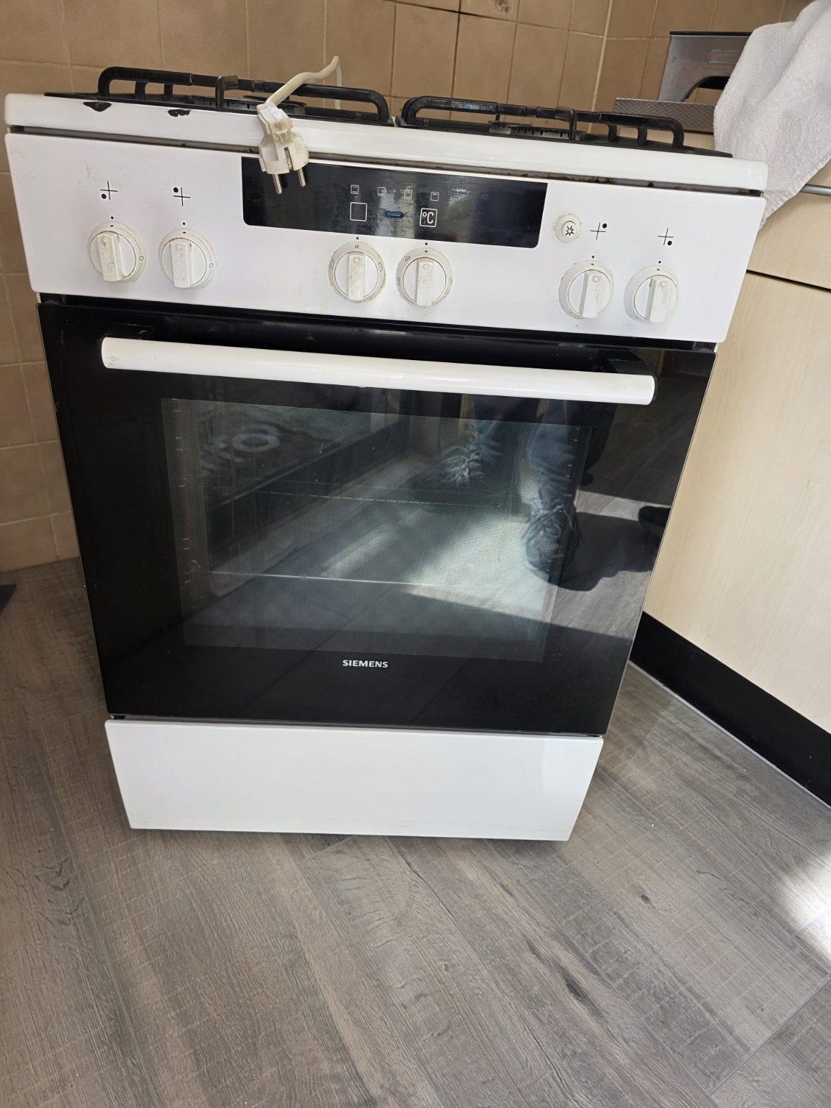 Siemens Vrijstaand Gasfornuis met Oven, Ophalen, Gebruikt, Hete lucht, 60 cm of meer