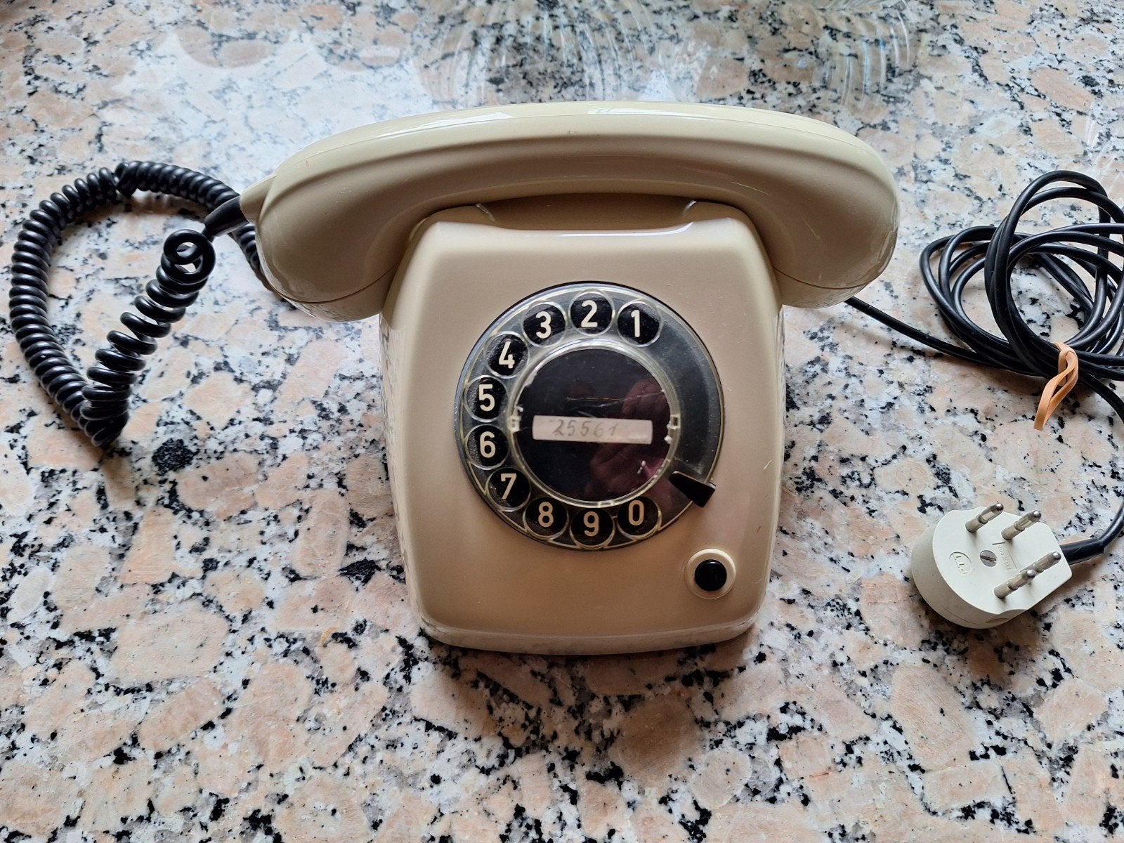Vintage Telefoon met Draaischijf - Ivoorwitte Kleur, Ophalen of Verzenden, Gebruikt, Met draaischijf