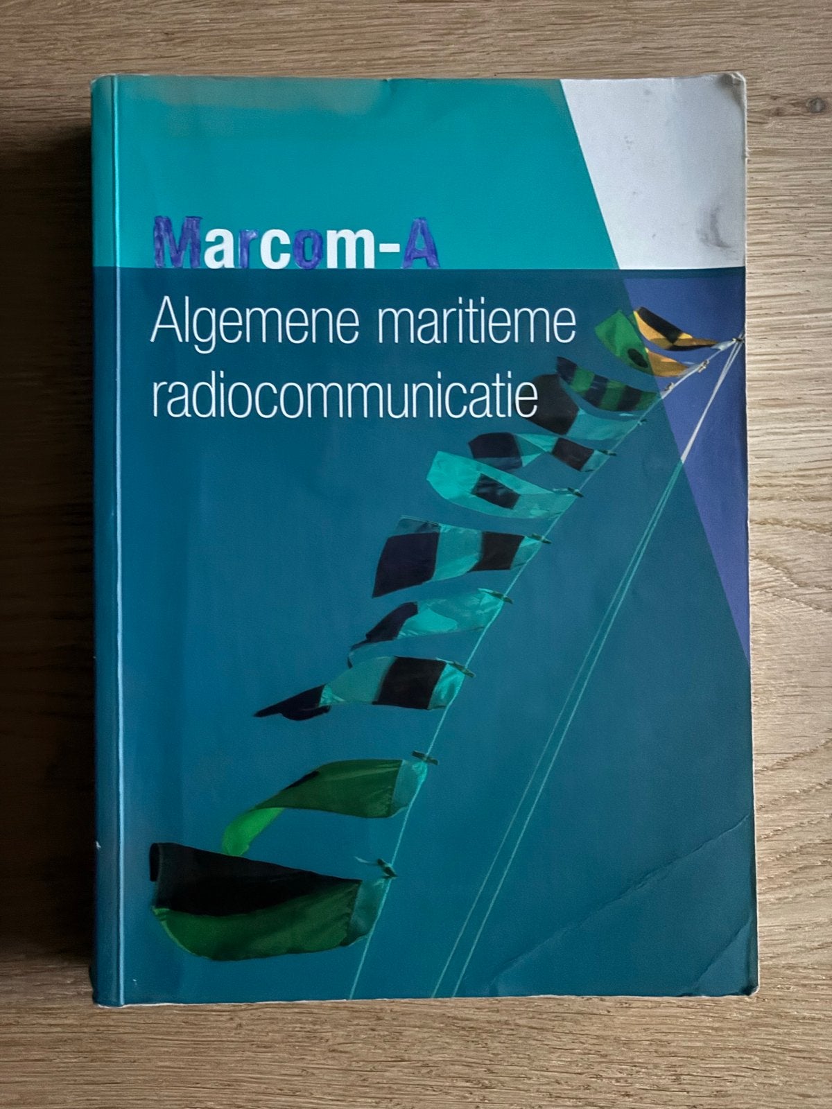 Marcom-A Algemene maritieme radiocommunicatie, Boeken, Ophalen of Verzenden, Gelezen, Overige onderwerpen
