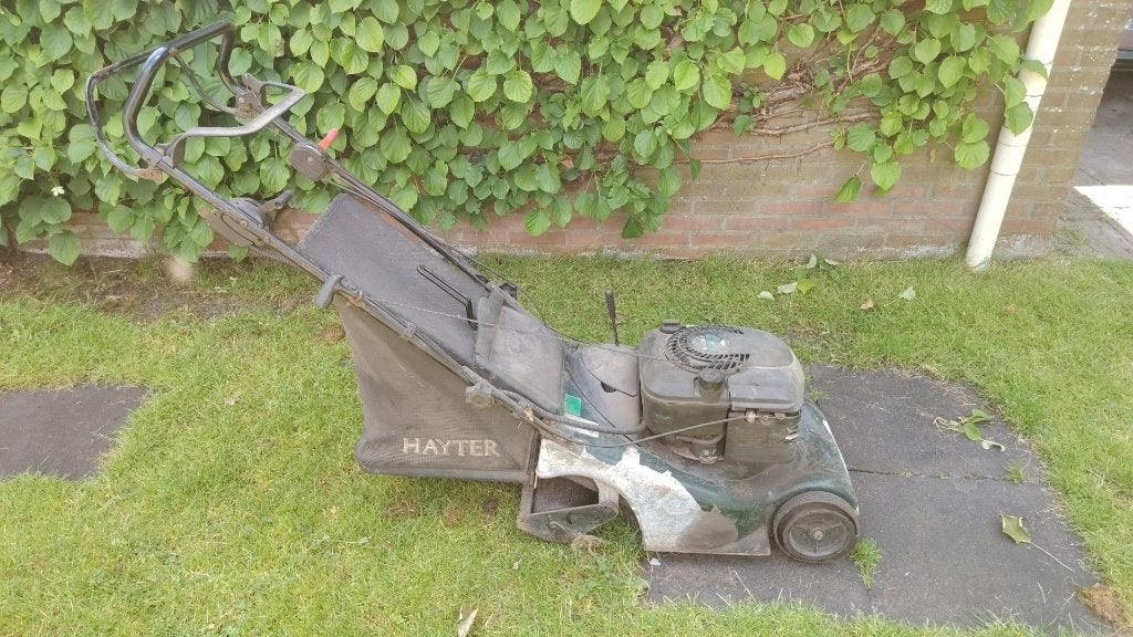 Grasmaaier Hayter Harrier 41 met wals aandrijving, Ophalen, Cirkelmaaier, Gebruikt, Versnellingen