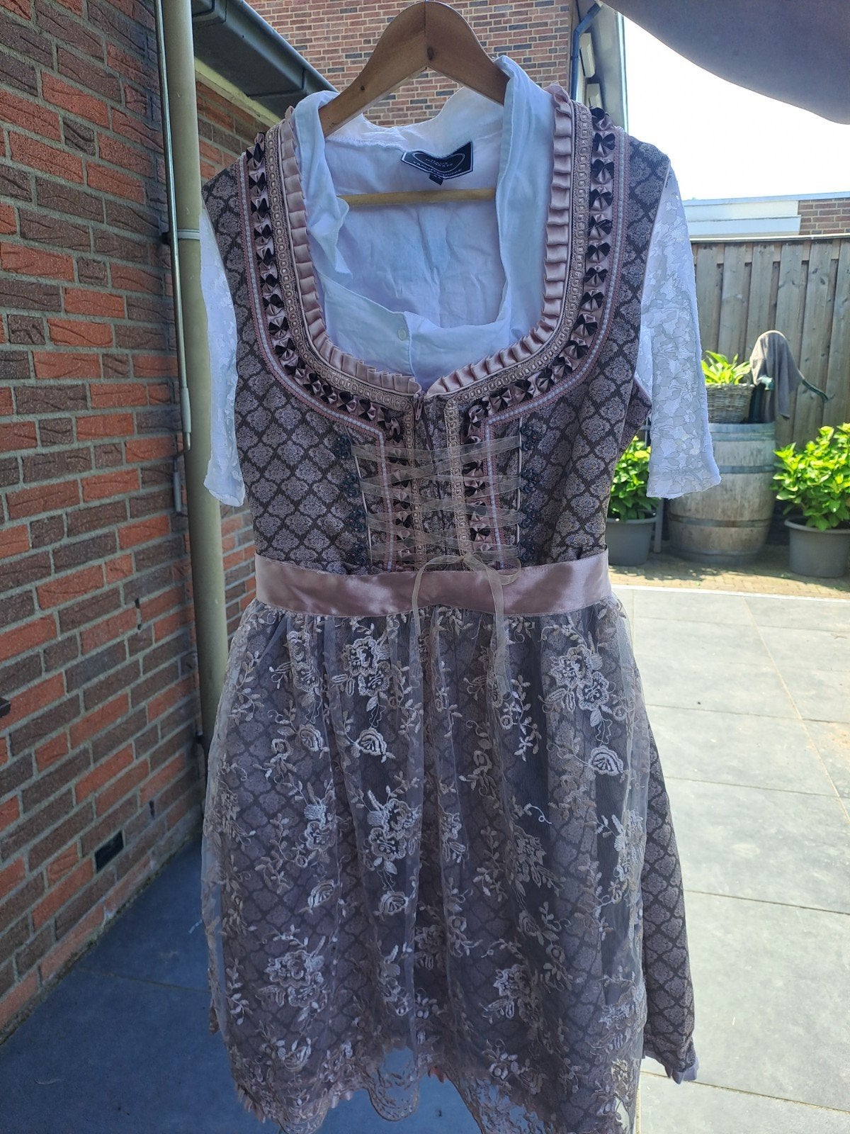 Dirndl, Kleding | Dames, Carnavalskleding en Feestkleding, Ophalen, Zo goed als nieuw, Maat 42/44 (L), Overige thema's