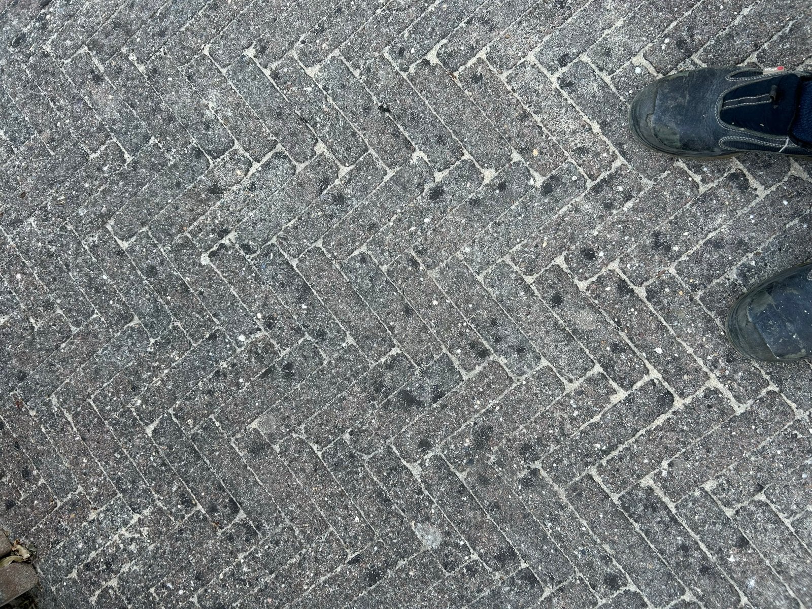 Gratis af te halen 50-55 m2 straatklinkertjes 20x5x7 cm, Ophalen, Gebruikt, Klinkers, 10 m² of meer