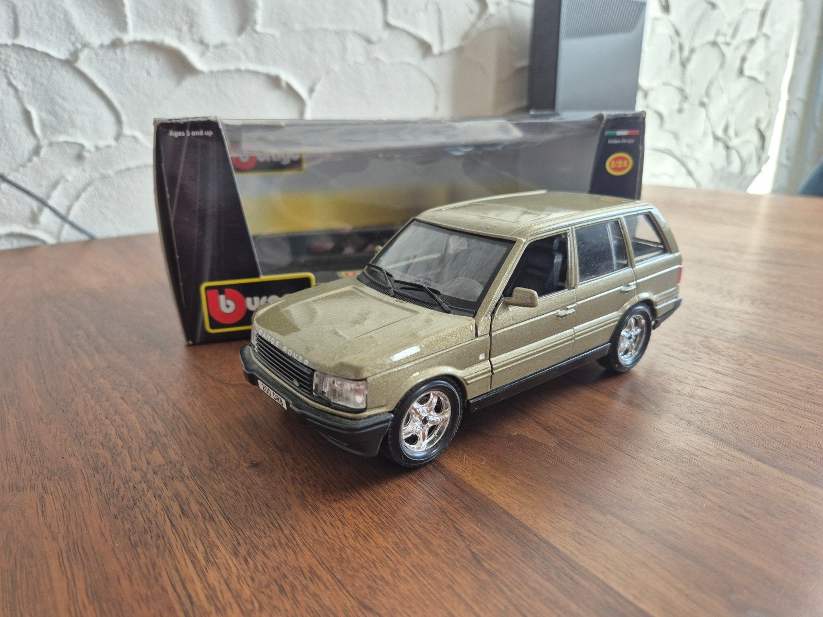 Bburago Land Rover Range Rover 1/24, Hobby en Vrije tijd, Ophalen of Verzenden, Zo goed als nieuw, Auto, Bburago
