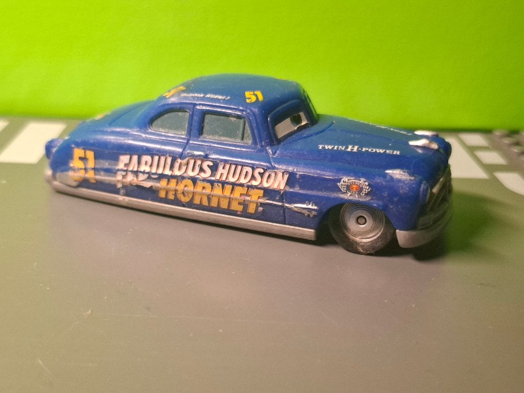 Disney Cars - Fabulous Hudson Hornet [blauw] 1/55 plastic, Ophalen of Verzenden, Gebruikt