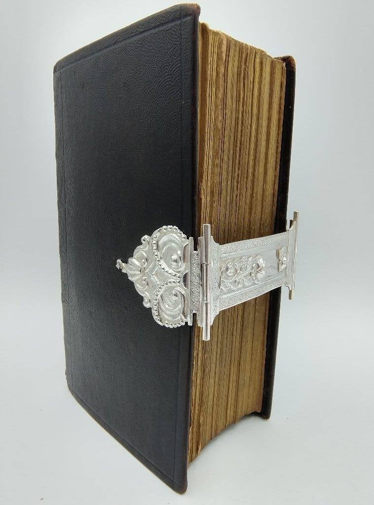 Bijbel met zilveren slot, S.F. Reitsma uit Sneek, 1875, Antiek en Kunst, Verzenden