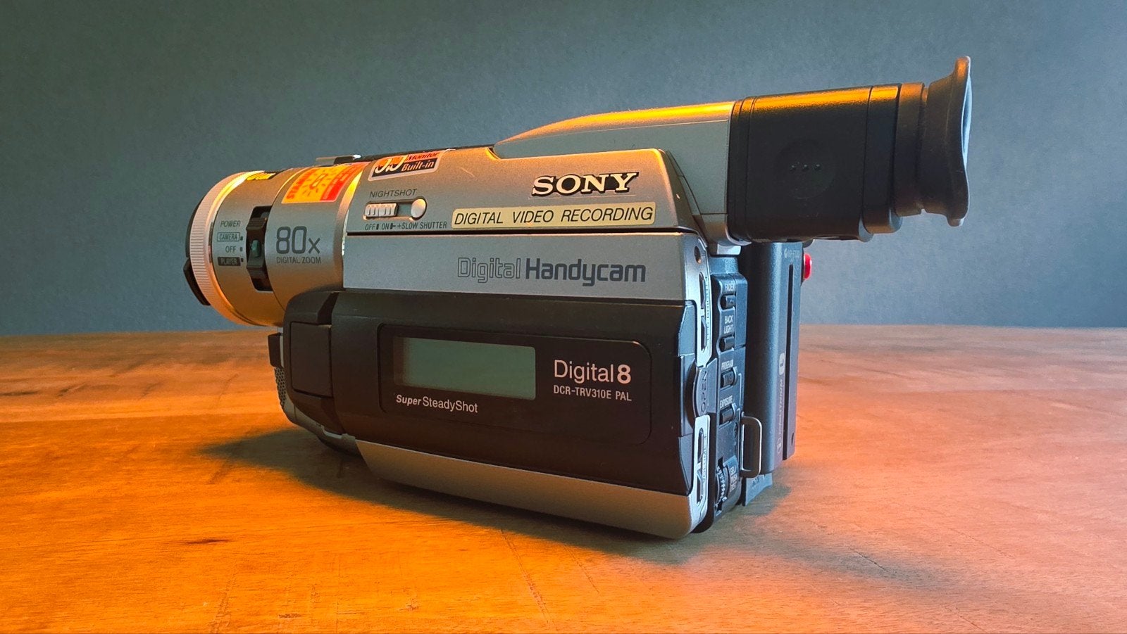 Sony Digital8 Handycam DCR-TRV310E + Elgato Video Capture, Ophalen of Verzenden
