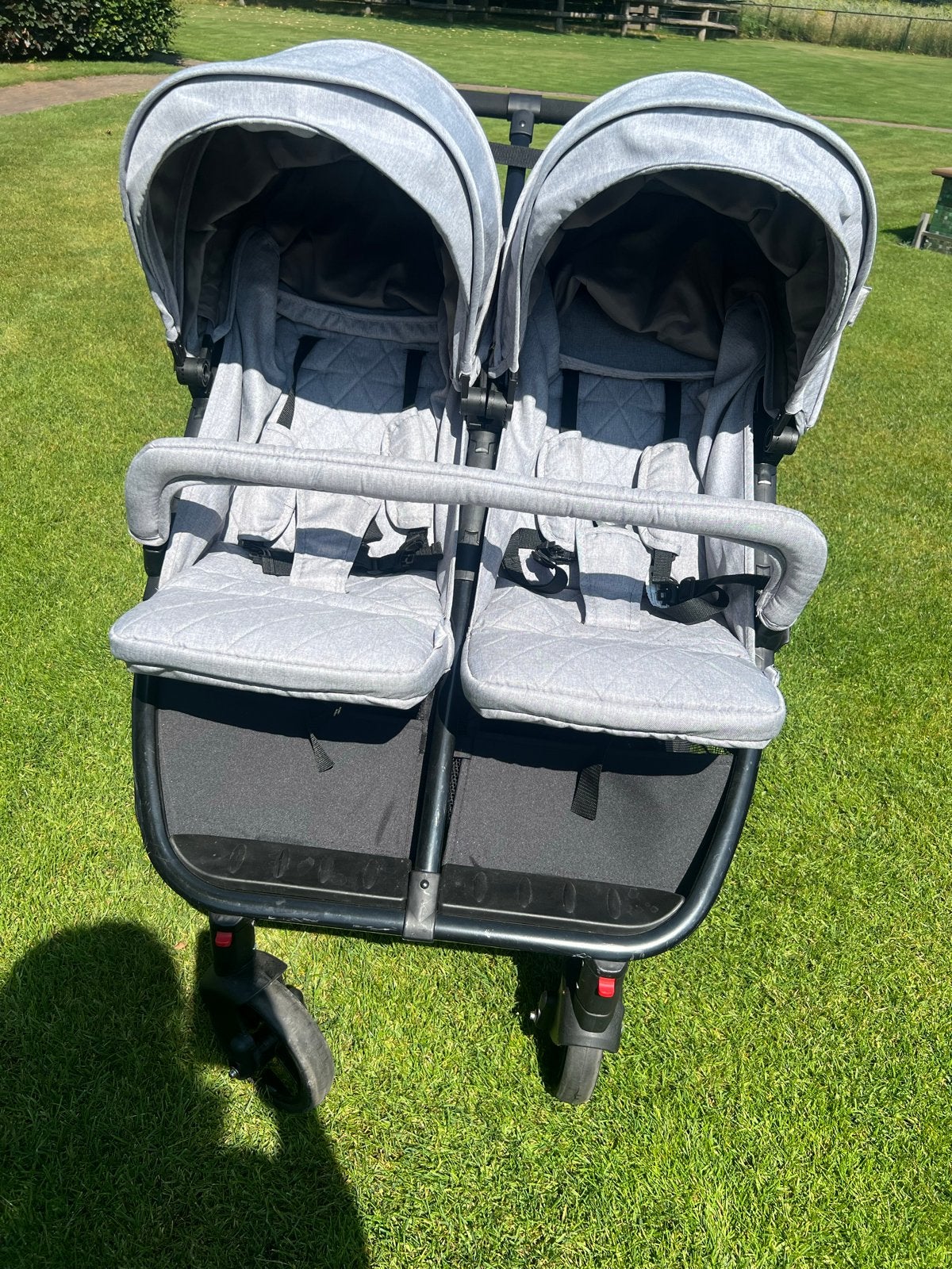 Lorelli Tweelingbuggy incl luiertas, Ophalen, Zo goed als nieuw, Overige merken, Verstelbare rugleuning