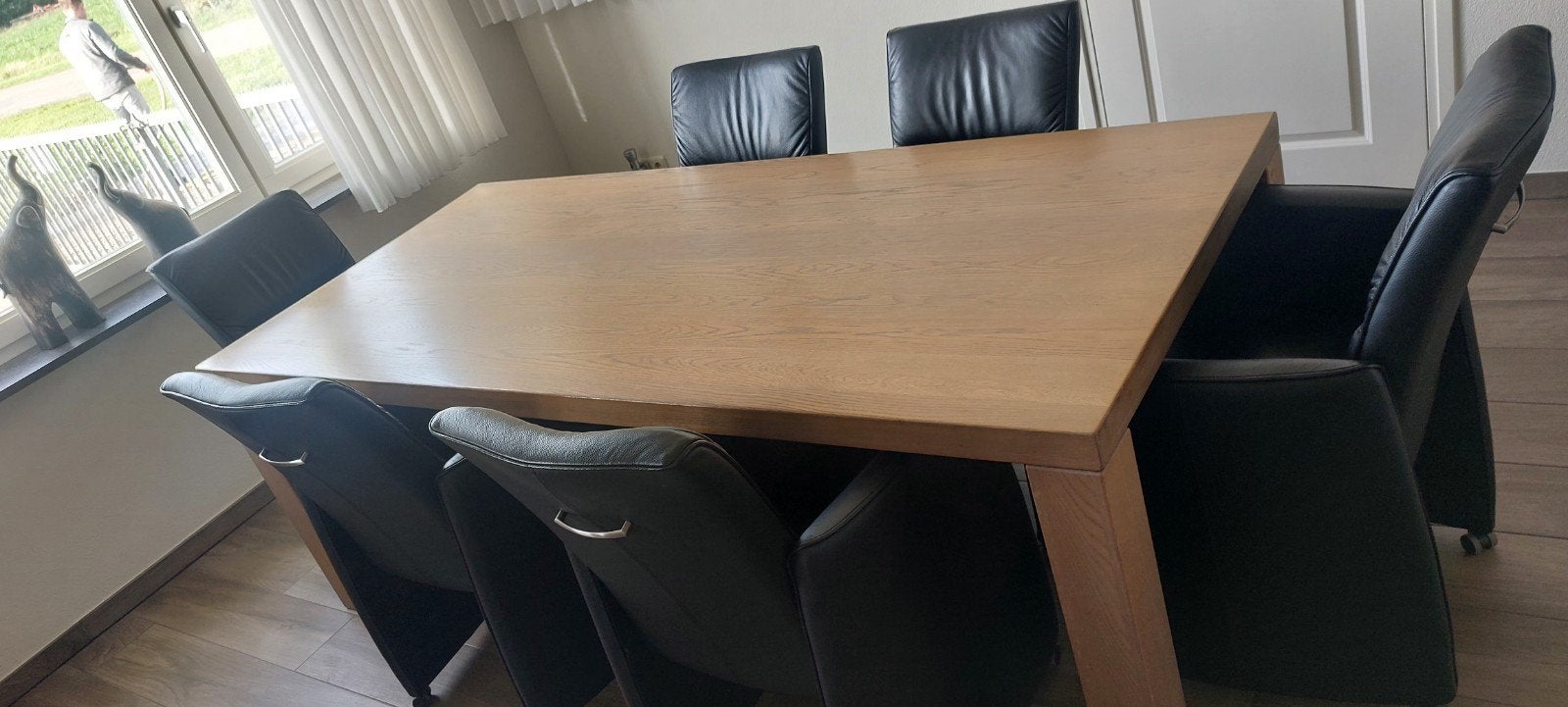 Eikenhouten eettafel met 6 verrijdbare stoelen, Ophalen, Gebruikt, 200 cm of meer, 50 tot 100 cm