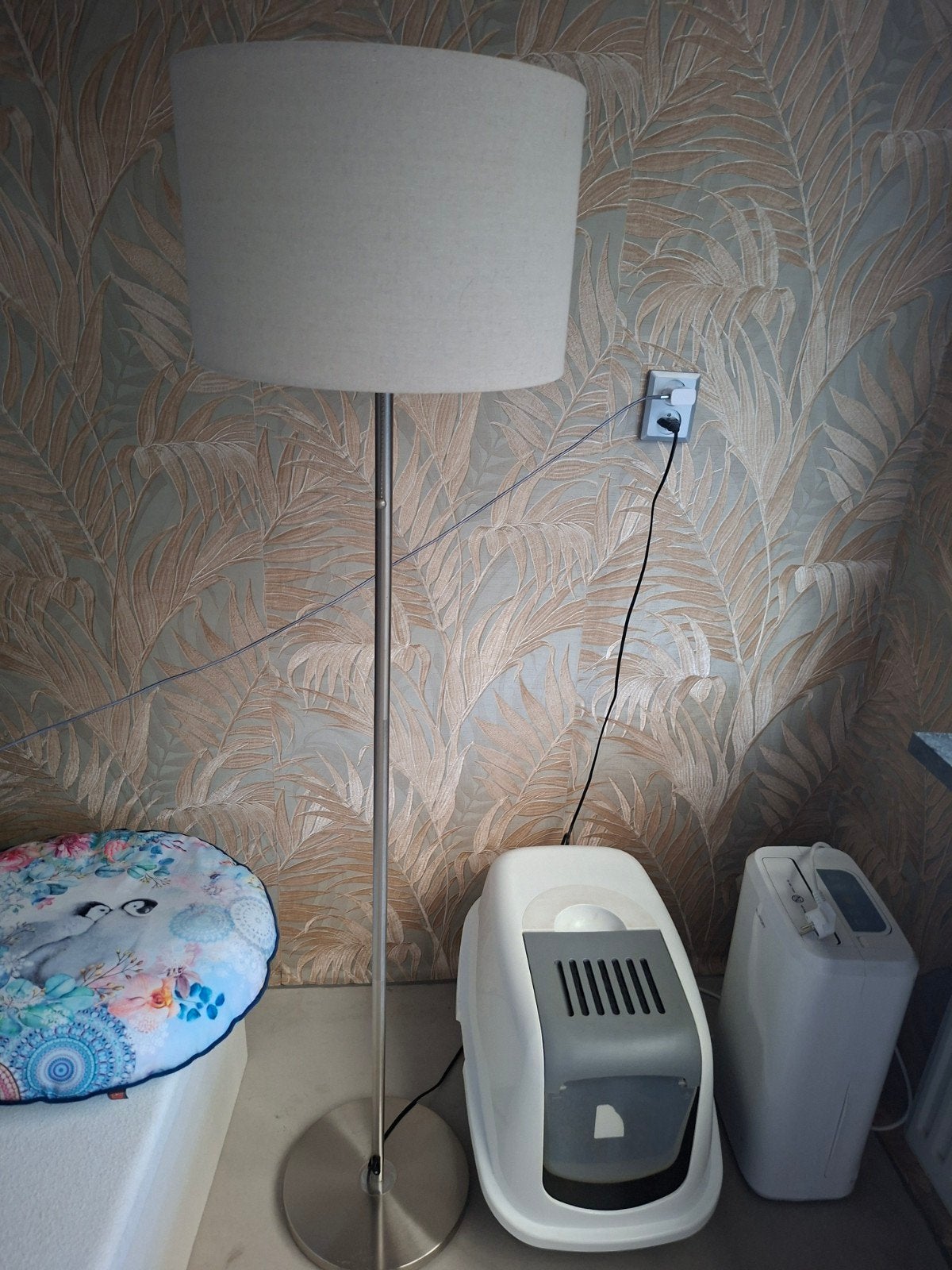 Staande lamp  karwei, Ophalen, Zo goed als nieuw