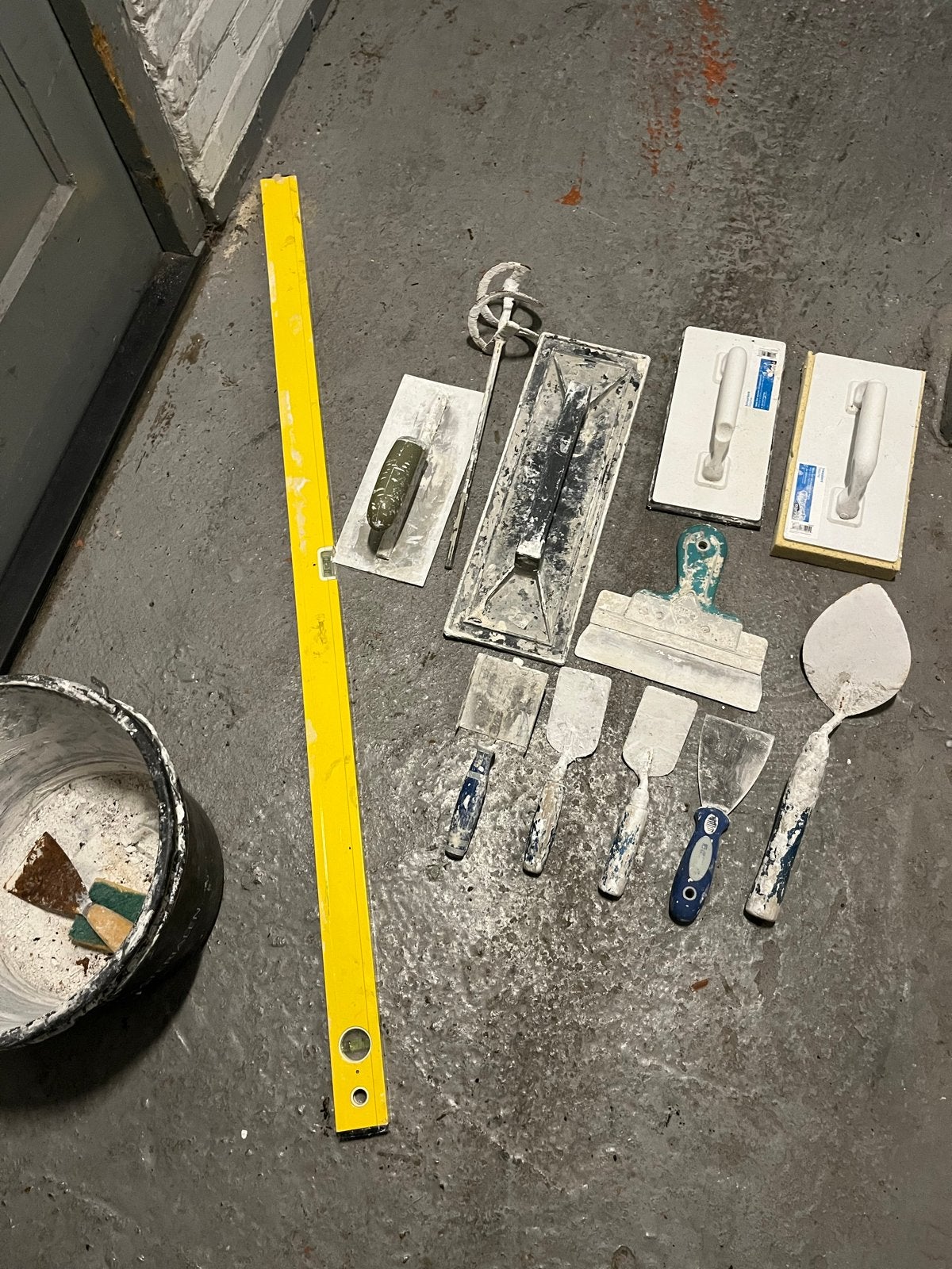Stukadoorsgereedschap set - Waterpas, troffels, spackmessen, Doe-het-zelf en Verbouw, Ophalen of Verzenden, Gebruikt, Overige typen