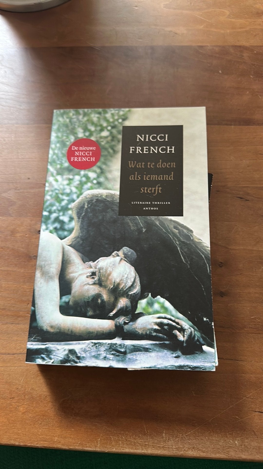 Nicci French - Wat te doen als iemand sterft, Ophalen of Verzenden, Zo goed als nieuw, Nicci French