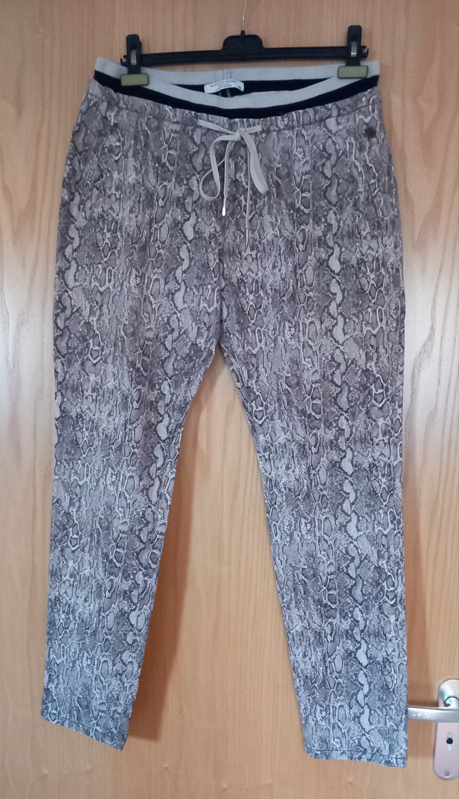 summum woman broek maat 40, Kleding | Dames, Broeken en Pantalons, Maat 38/40 (M), Beige, Ophalen of Verzenden, Zo goed als nieuw