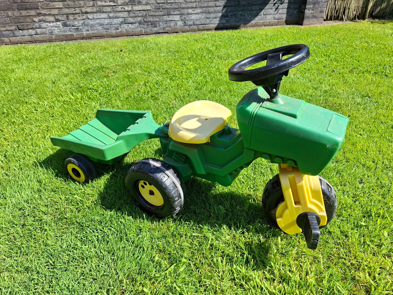 Groene traptractor met aanhanger voor kinderen, Ophalen, Gebruikt, Trapvoertuig