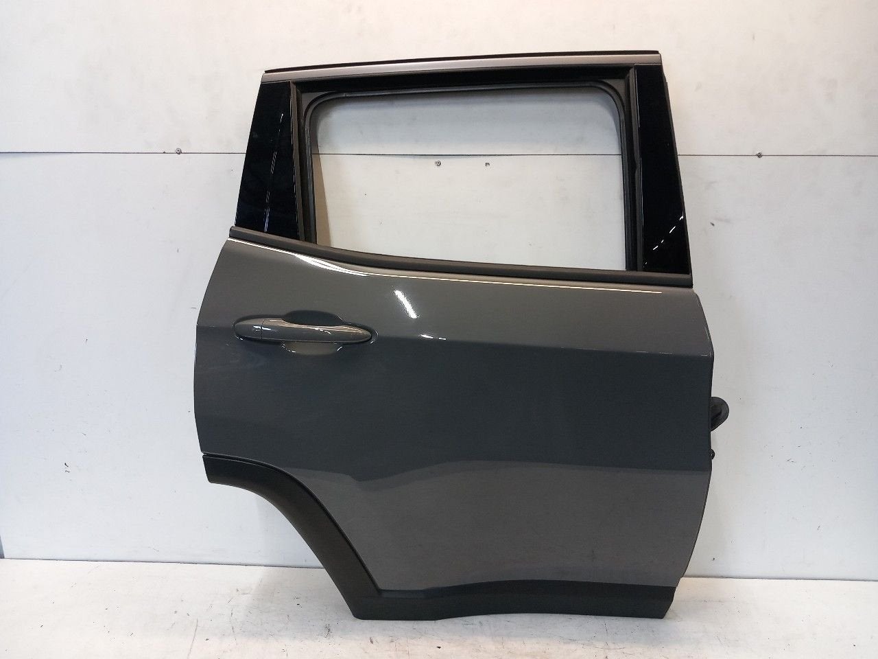 Portier rechts achter Jeep Compass, Auto-onderdelen, Jeep, Onderdelen@venauto.nl, Van der Ven Autorecycling B.V., Gebruikt