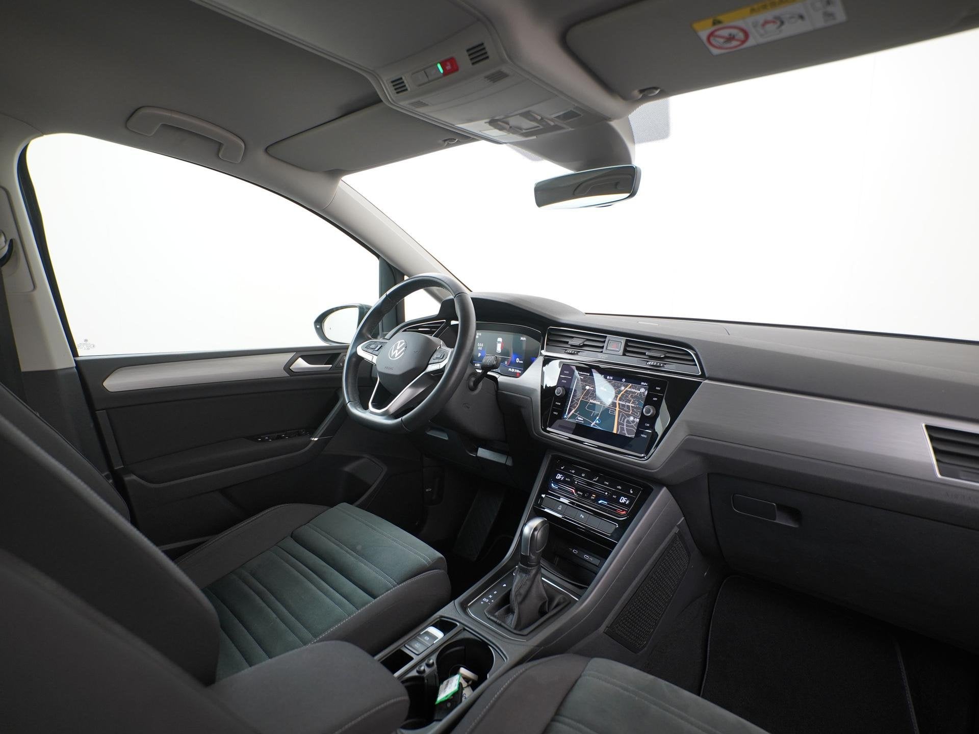 Volkswagen Touran 1.5 TSI DSG | 7 Persoons | Trekhaak | Zond, Auto's, 4 cilinders, Automatische klimaatregeling, Bedrijf, 1500 kg