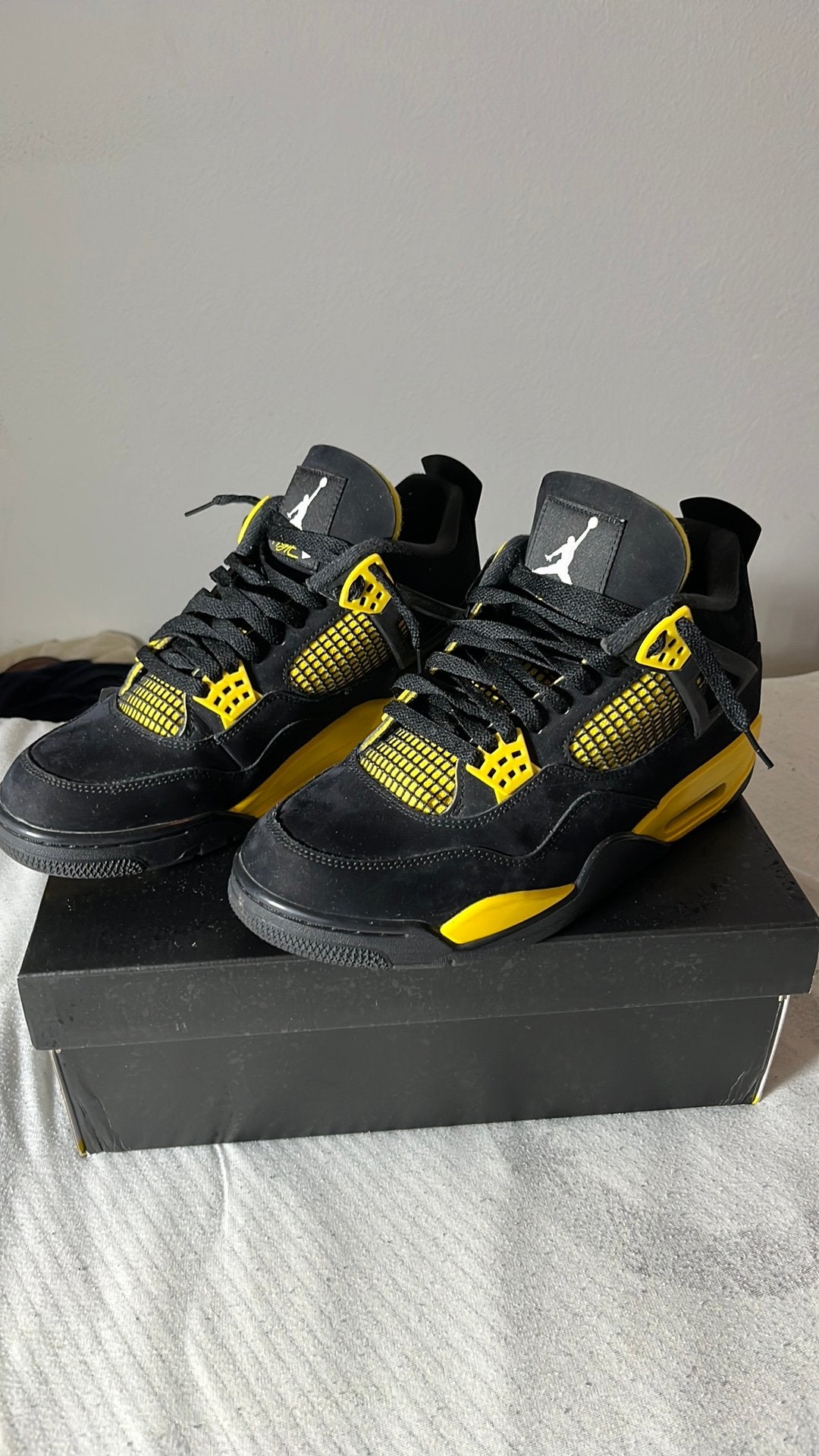 air jordan 4 yellow thunders maat 45, Kleding | Heren, Schoenen, Ophalen, Overige kleuren, Sportschoenen, Zo goed als nieuw