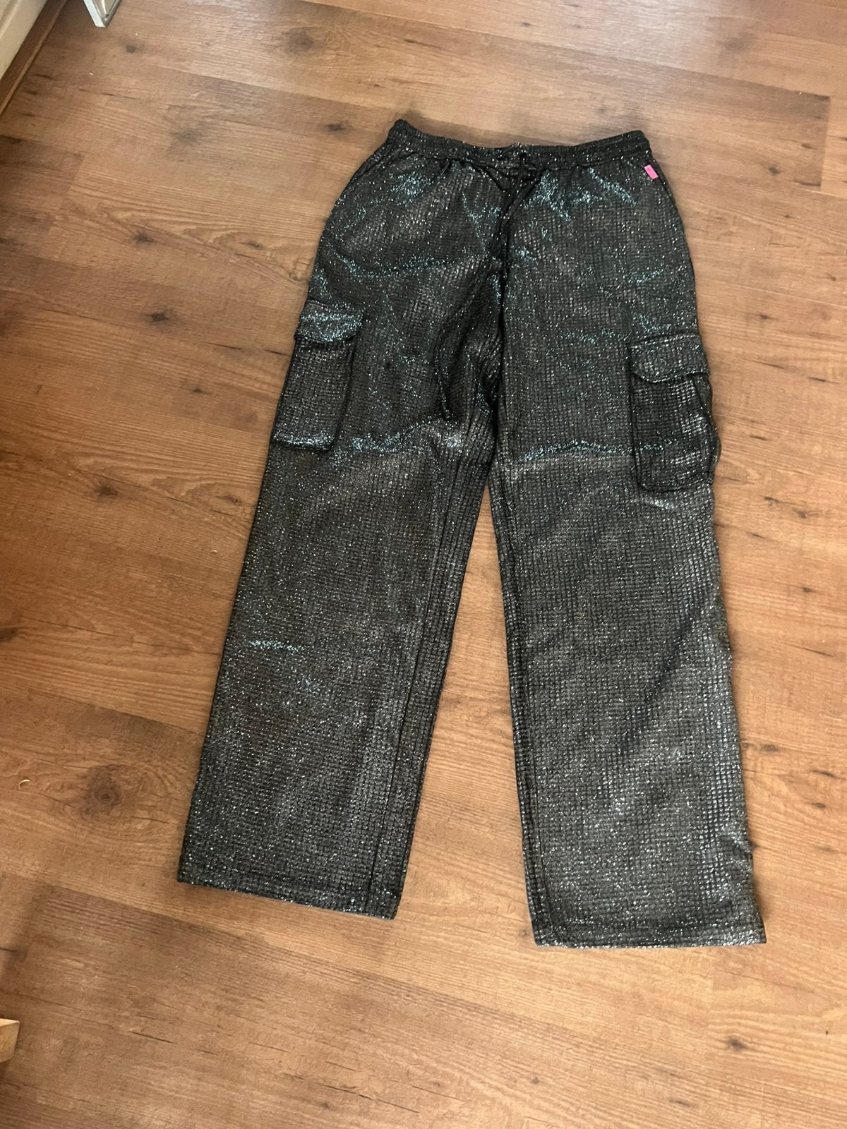 Glitter broek, Ophalen of Verzenden, Zo goed als nieuw, Zwart, Kort