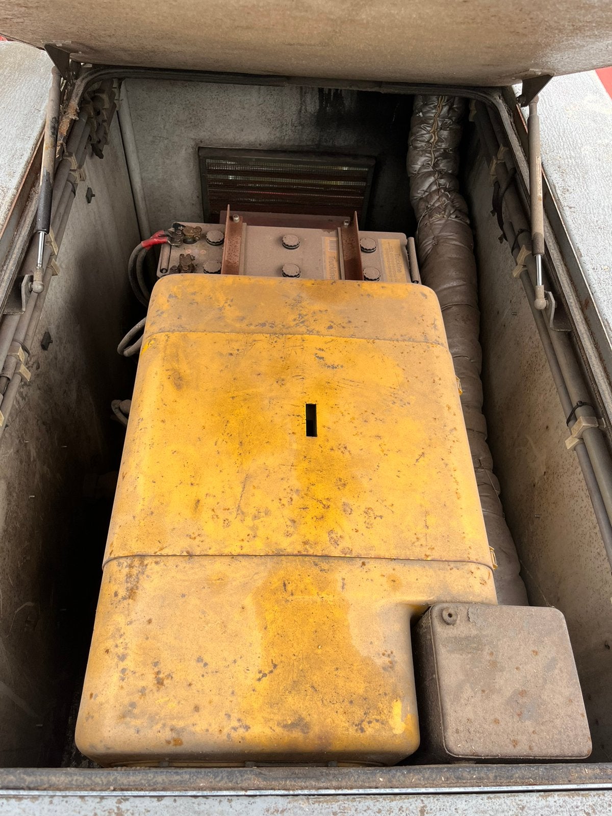 Hatz 22 kva diesel 780 uur, Ophalen