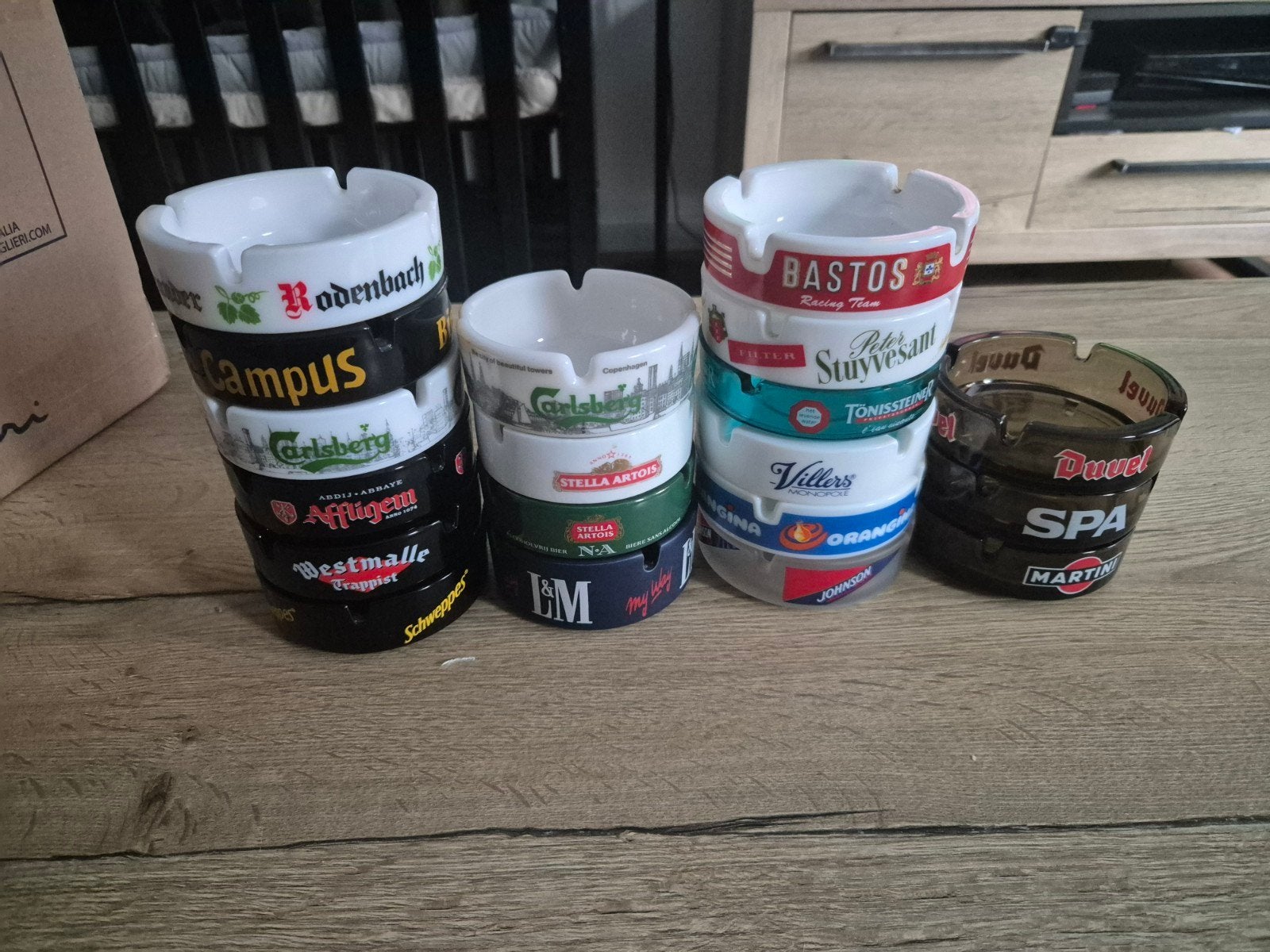 Diverse asbakken - Rodenbach, Carlsberg, Bastos, Duvel, Ophalen of Verzenden, Zo goed als nieuw, Asbak