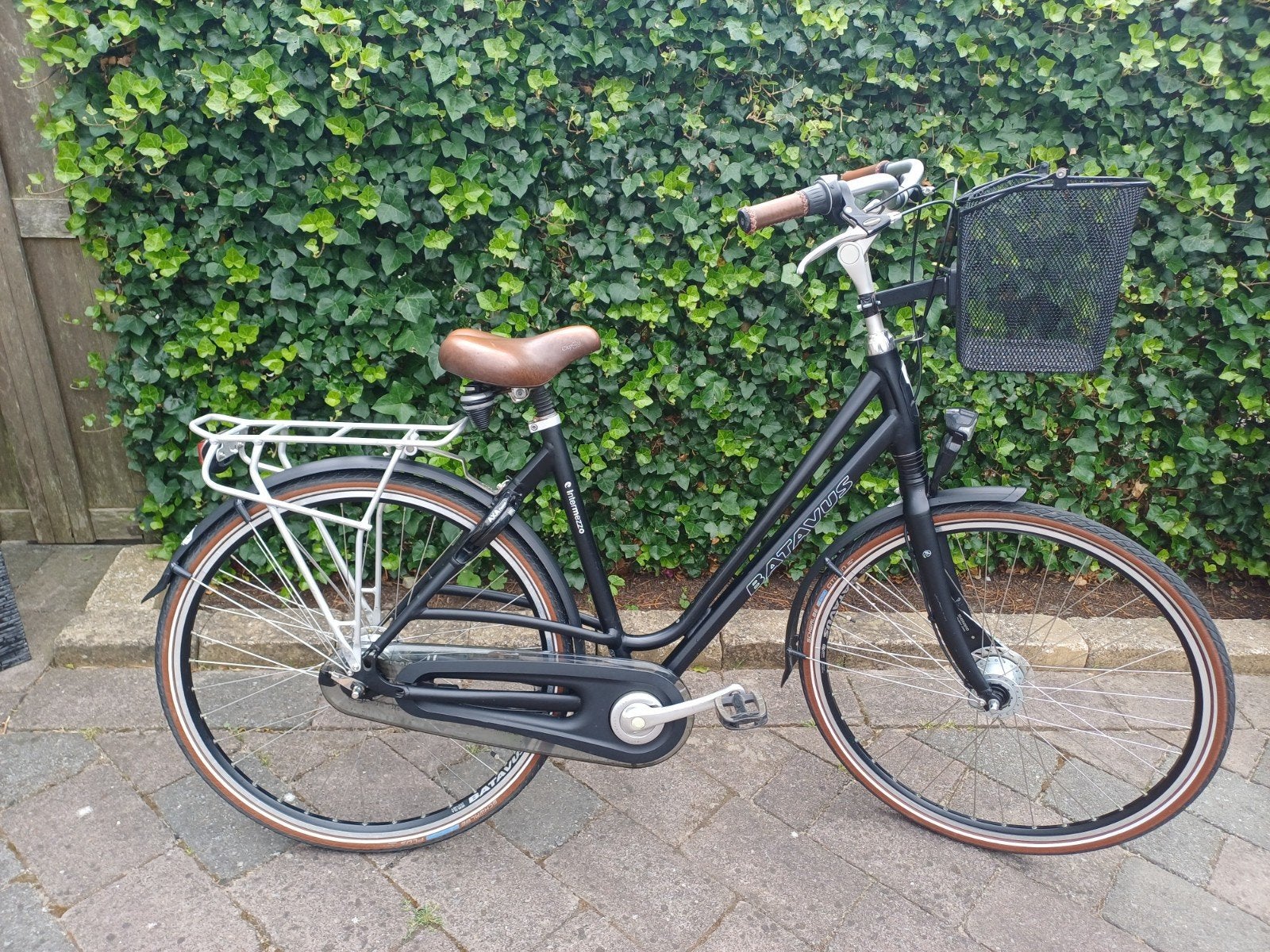 Batavus Intermezzo Damesfiets (zwart), Ophalen, Versnellingen, Batavus, Trommelrem