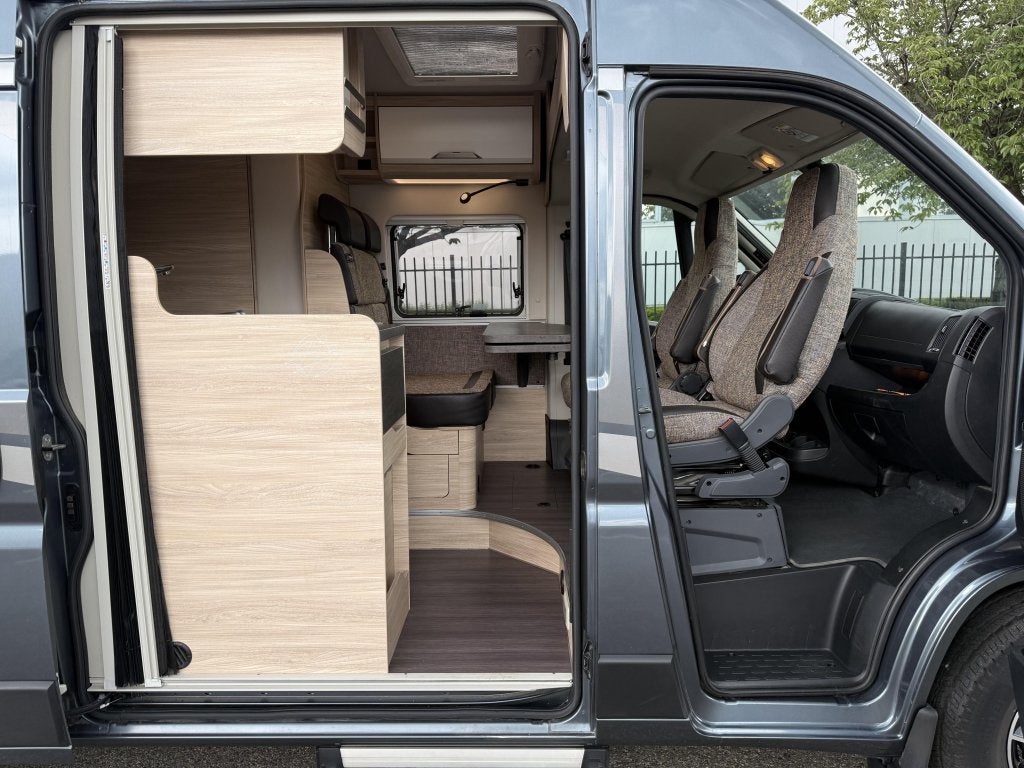 Caravans And Camping Knaus