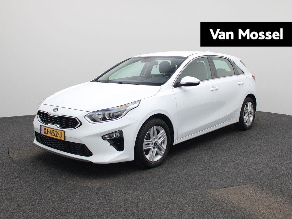Kia Ceed 1.0 T-GDi DynamicLine | Apple carplay | Climate con